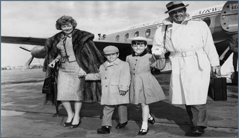 Did Desi Arnaz Jr have a child at 15?